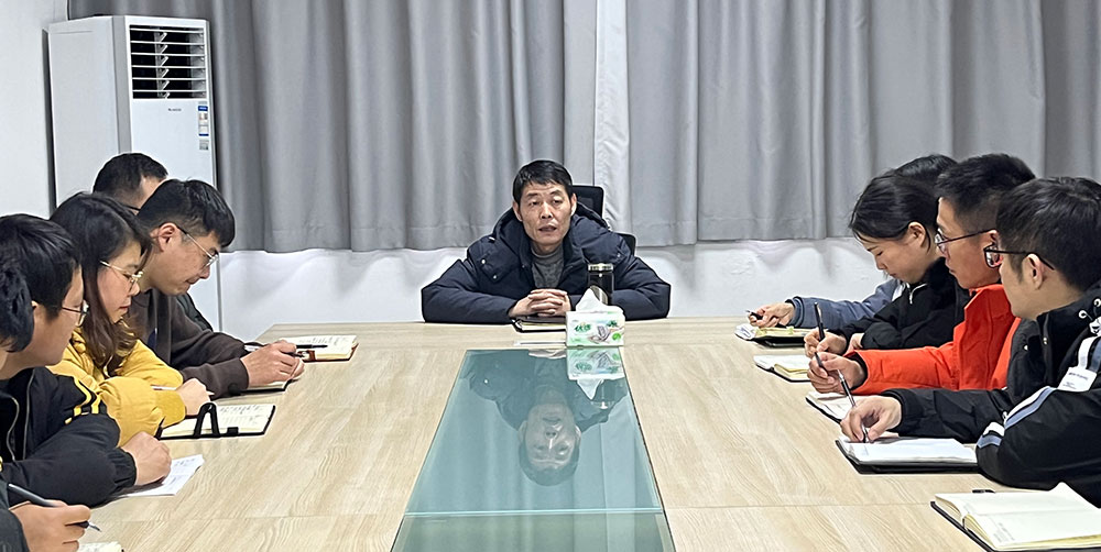 聚焦公司發(fā)展，共謀提升路徑 屯溪城建投公司召開2022年度全體員工大會(huì)