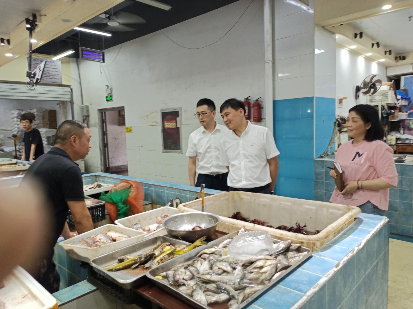 管好“菜籃子”，守護“大民生”國資運營公司開展菜市場大巡查